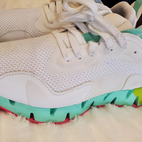 Reebok Zig Dynamica Shoes - Picture 5 of 8